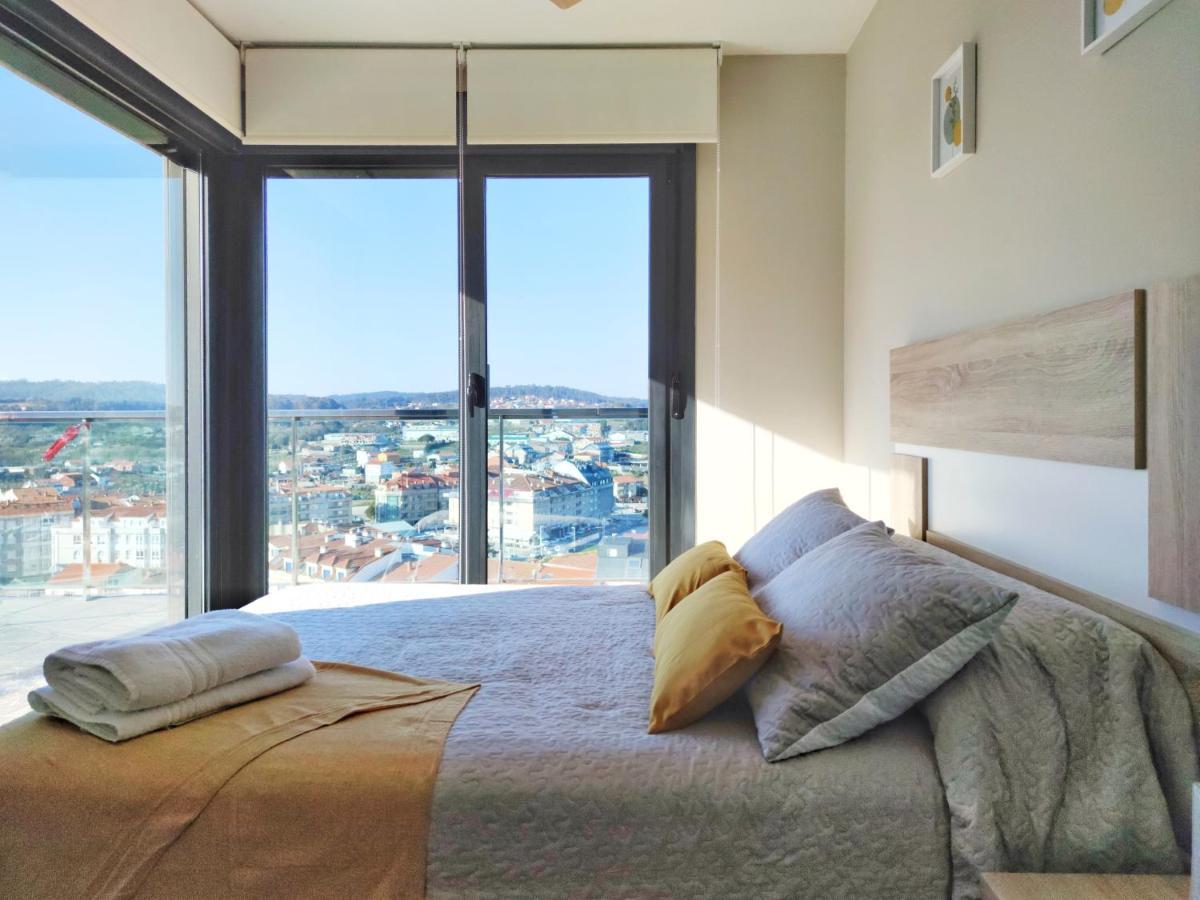Ático con vistas, piscina y pista de tenis, a 200 metros de la playa Sanxenxo Esterno foto
